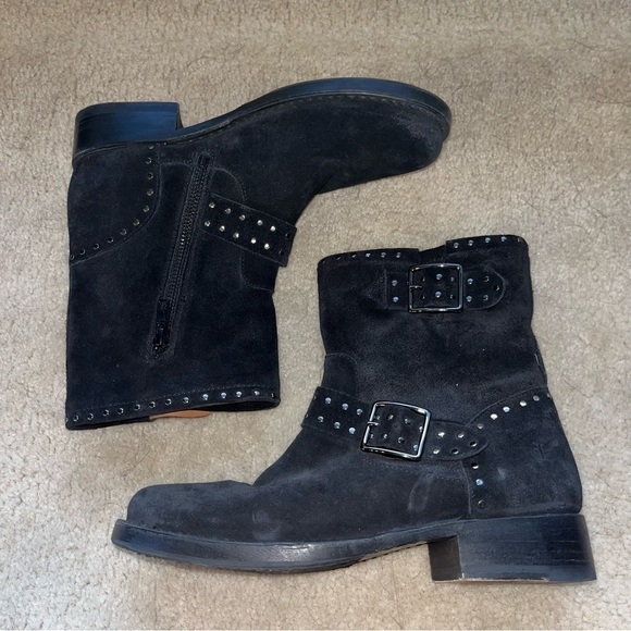 Frye Black Vicky Stud Engineer Suede Boots Size 7 - Picture 1 of 11